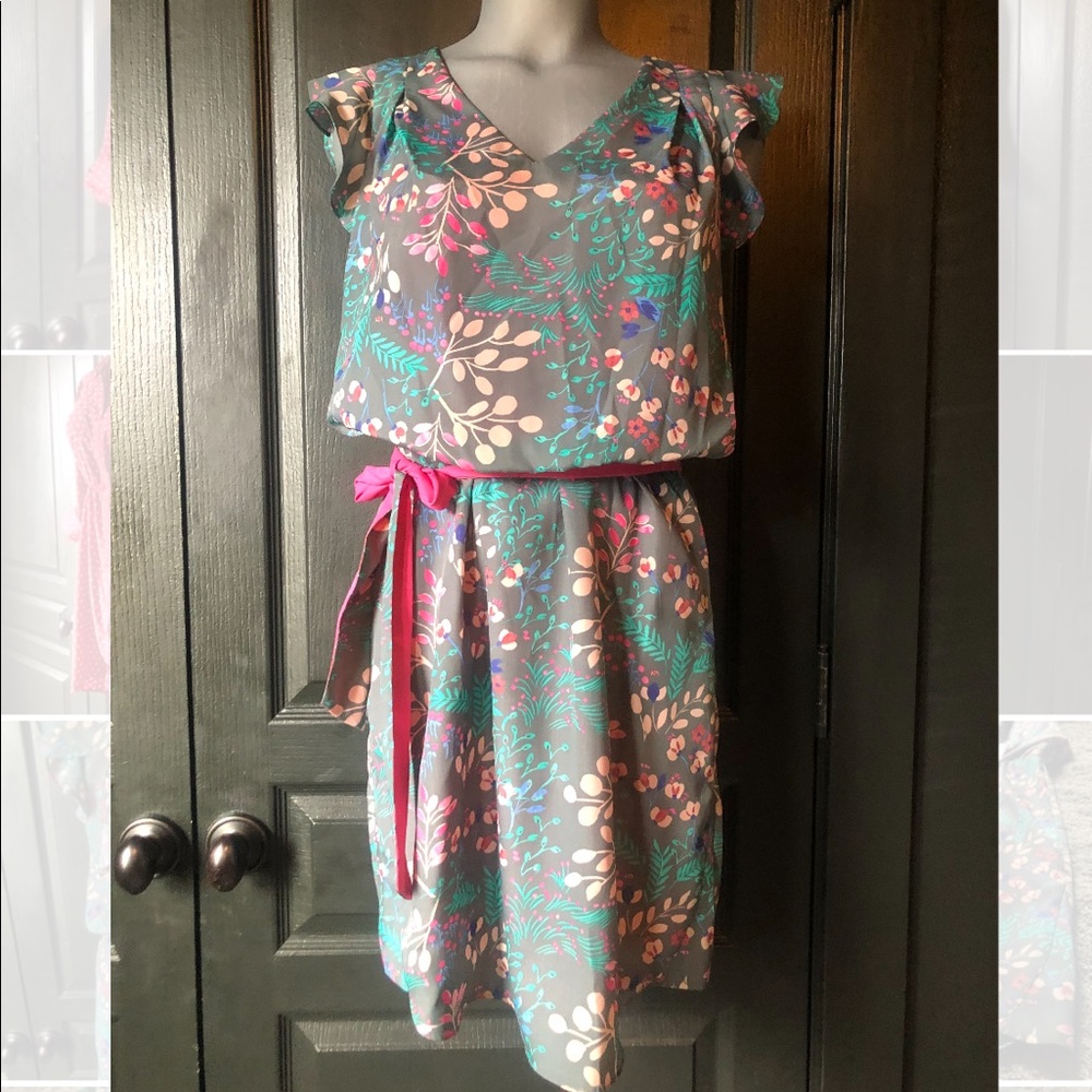 Gray & Hot Pink Floral Keyhole Dress